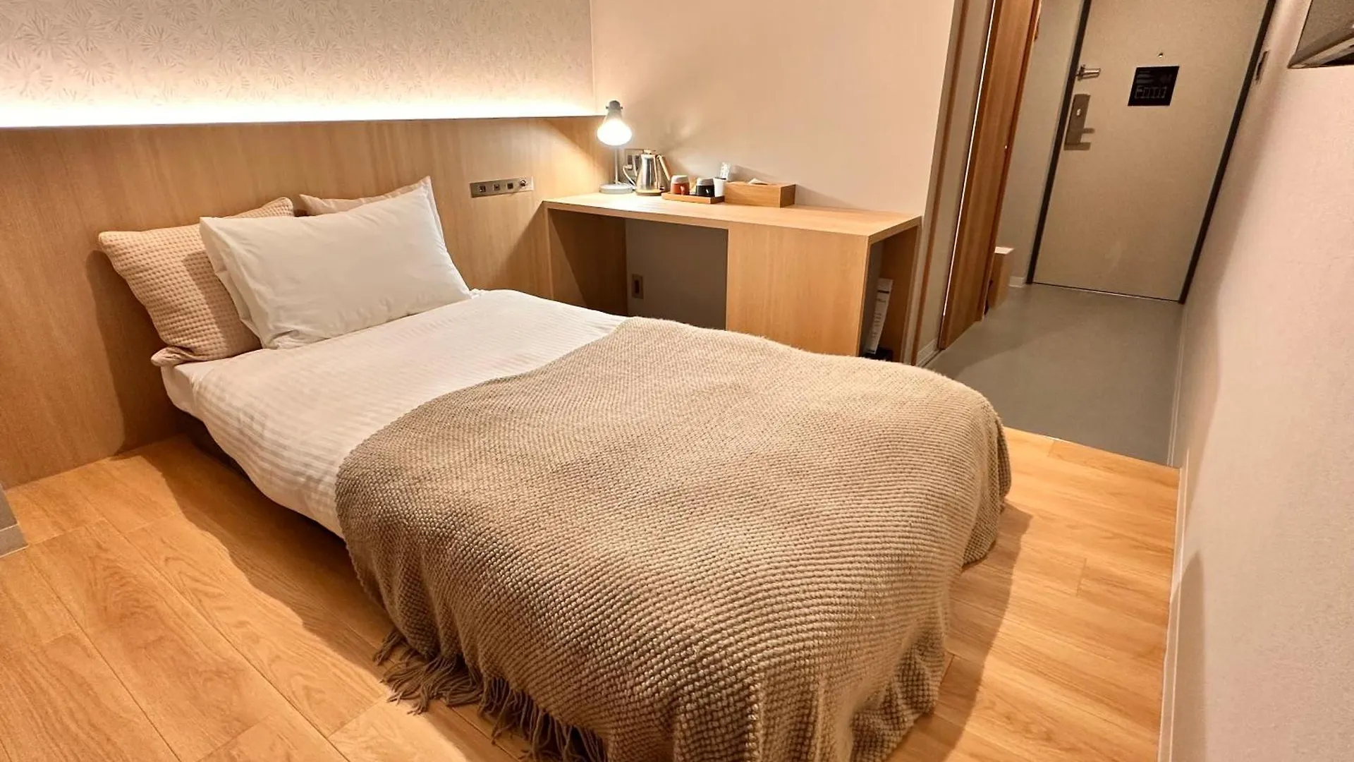 R Hotel Namba 大阪 3*,  日本